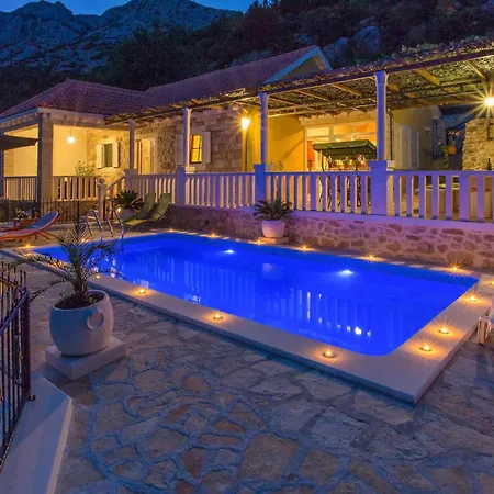 Dom wakacyjny Kaljannovici Bb Ii Orebić