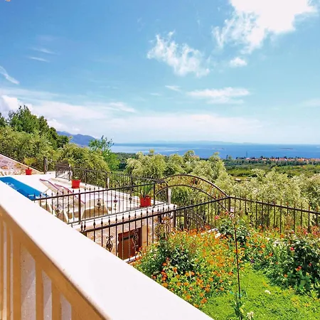 Awesome In With Outdoor Swimming Pool