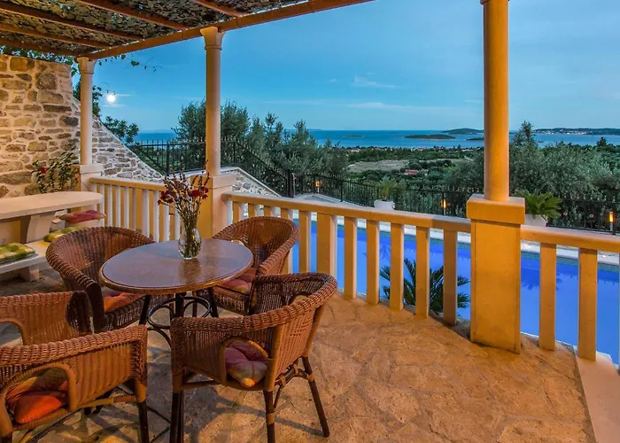 בית נופש Kaljannovici Bb Ii אורביץ