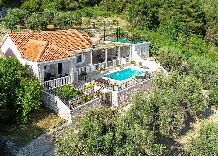 Kaljannovici Bb Ii בית נופש